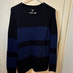 H&M Men's Black and Blue Striped Crewneck Sweater